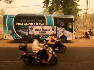 Ada Bus Oksigen di Palangka Raya, Bantu Warga Terdampak Kabut Asap Karhutla