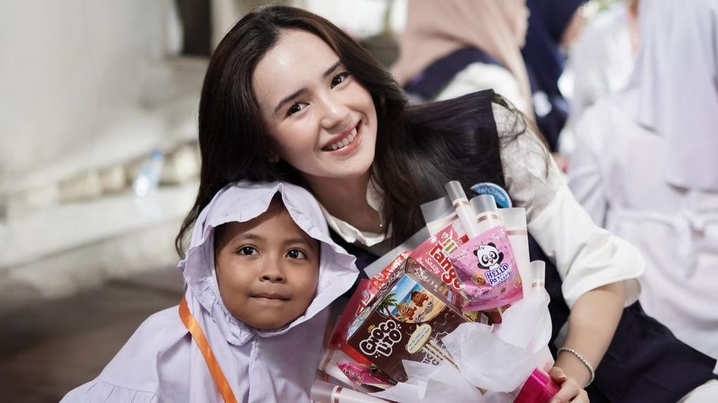 Beby Tsabina Ultah Ke-24, Bagi Kebahagiaan Bareng Anak Panti Asuhan