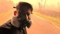 Bobon Santoso beberapa hari lalu masak besar di salah satu titik pemadaman kebakaran hutan dan lahan (Karhutla) yang ada di Kalimantan Tengah. Dia tiba di Palangka Raya pada 22 Oktober 2026. Bobon mendapat tudingan kegiatannya hanya demi konten. Foto: Instagram @bobonsantoso