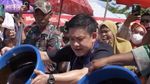 Wow! Momen Bobon Santoso Masak Besar di Kalimantan hingga Papua Wow! Momen Bobon Santoso Masak Besar di Kalimantan hingga Papua