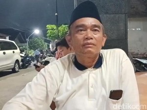 Pilu Keluarga Dini Tuntut Dwi Bagus Dihukum Berat Usai Ikuti Rekonstruksi