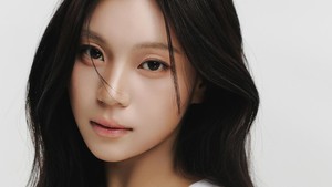 Foto-foto yang kamu lihat di sini merupakan deretan potret terbaru dari Eunha, SinB, Umji. Pengumuman comeback masih belum diumumkan sejauh ini. (Foto: dok. UNCORE)