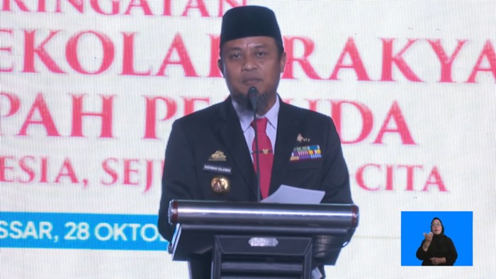 Gubernur Sulsel Andi Sudirman Sulaiman