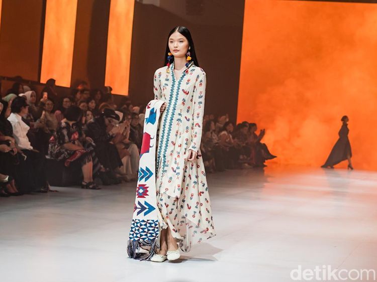 Sejauh Mata Memandang Rilis Koleksi Raung, Hadirkan Motif Kucing & Isu Alam