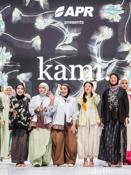 Eksplorasi Serat Alami di JFW 2027: Kami. Racik Busana Urban nan Stylish