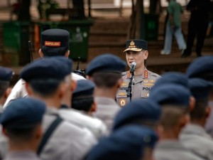 Kapolda Metro Tekankan Anggota Humanis Kawal Aksi di Jakarta Hari Ini