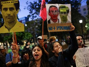 Kebijakan Pemangkasan Hukuman Picu Demo Kelompok Feminis di Chile