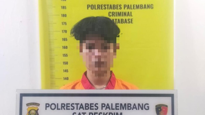 Mahasiswa di Palembang yang ditangkap karena kasus persetubuhan.