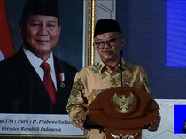 Mendikdasmen Muti Sentil Bahasa Asing di Bandara: Padahal Pintu Gerbang Indonesia