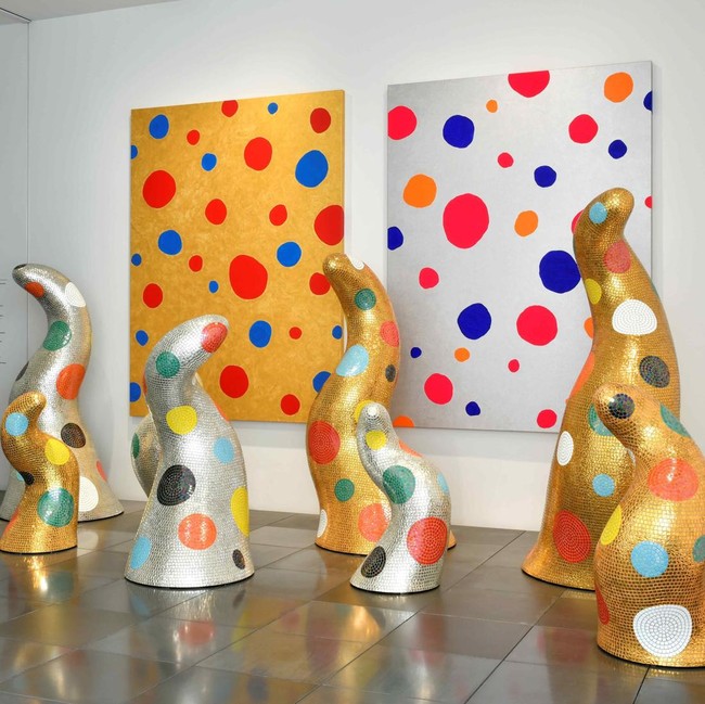Menelusuri Polkadot hingga Tangga ke Surga ala Yayoi Kusama