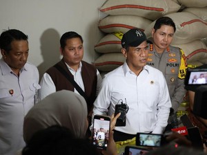 Mentan Jamin Harga Beras Turun Usai Mafia Oplosan Dibongkar!