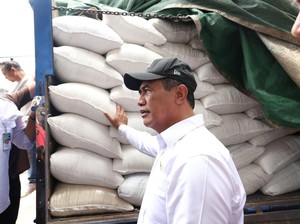 Mentan Ungkap Praktik Oplos Beras SPHP Jadi Premium di Jaktim!