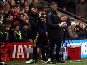Arsenal Didepak Tim Divisi 4, Arteta Tegur Max Dowman