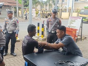 Kelakuan Nyeleneh Para Pelanggar Lalu Lintas di Tasikmalaya