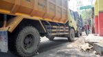 Pemkot Surabaya Bongkar Bangli di Jalan Pacar Kembang