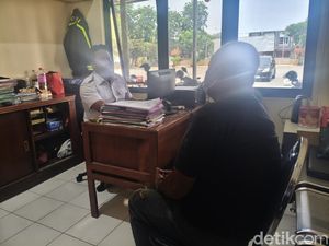 Pria di Sidoarjo Curi HP Lalu Tabrak Warga hingga Patah Kaki