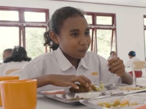 Curhat Sofia Siswa Sekolah Rakyat Kupang: Senang Bisa Rutin Makan Ayam