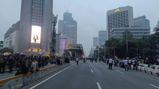 Suasana sekitar Bundaran HI pada Rabu (28/10) sore (Rizky/detikcom)