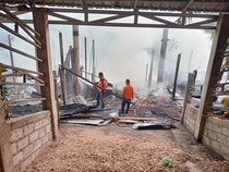 Tempat Penyulingan Minyak Cengkih di Sambangan Buleleng Ludes Terbakar