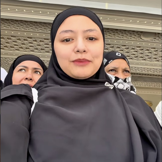 Tika T2 Bertahan 10 Jam Sampai di Hijr Ismail