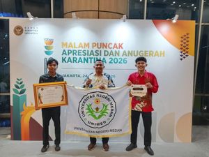 Rancang AI Pendeteksi Paket Berisiko, Mahasiswa Unimed Raih Juara II Nasional