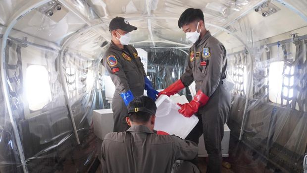 TNI AU lakukan Operasi Modifikasi Cuaca (OMC) di Kalimantan (dok. istimewa)