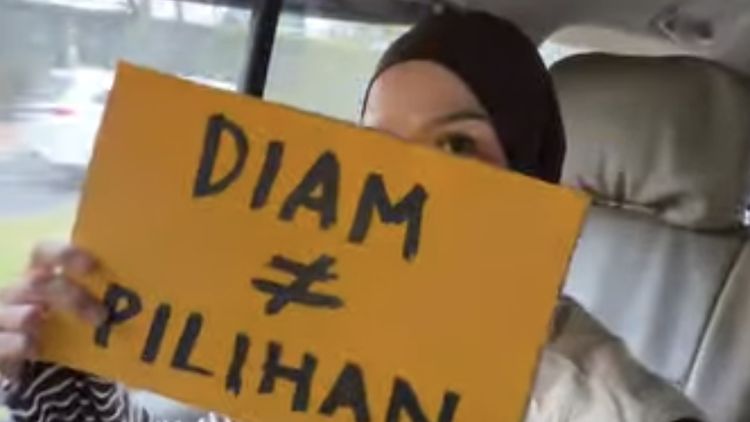 Zaskia Adya Mecca Hadir saat Aksi Sampaikan Aspirasi di Bundaran HI