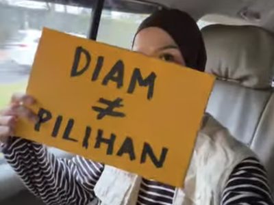 Zaskia Adya Mecca Hadir saat Aksi Sampaikan Aspirasi di Bundaran HI