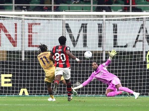 Video: AC Milan Dibekuk Bologna 2-4
