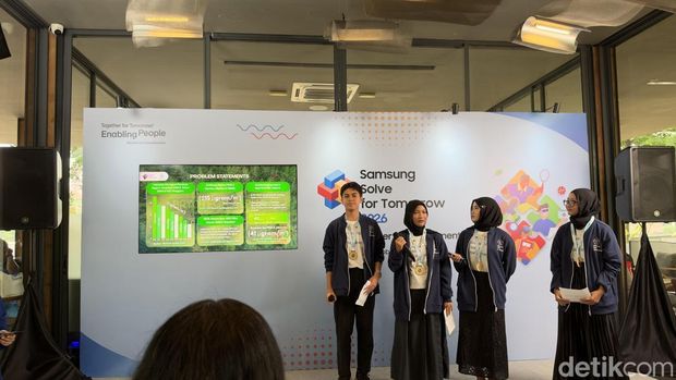 Briotech Alpha dari SMAN 81 Jakarta melalui Aerospora memenangi Samsung Solve for Tomorrow (SFT) 2026