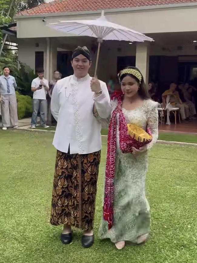 Foto 7 Bulanan Kehamilan Brisia Jodie, Baby Bump yang Makin Besar Curi Atensi