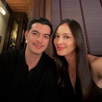Unggahan Jolene dan Ciccio itu pun langsung dibanjiri beragam komentar. Tak sedikit yang ikut gemas melihat kedekatan keduanya.&nbsp;Foto: Instagram/@joleneemarie