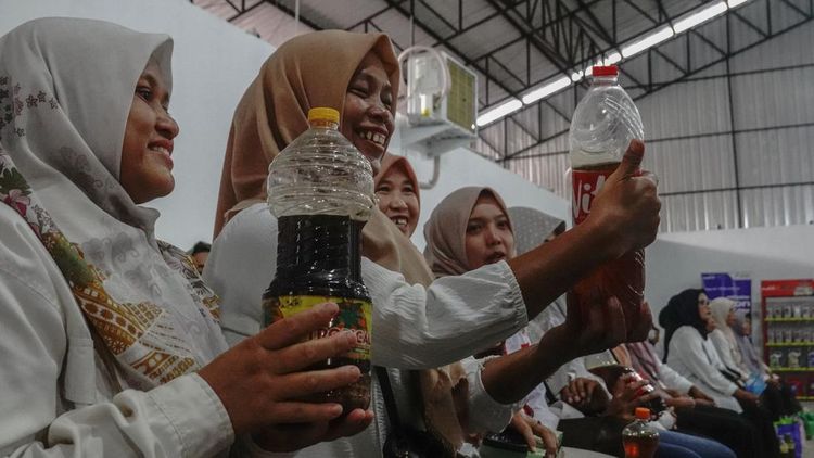 Dari Dapur ke Pesawat, Minyak Jelantah Dibeli hingga Rp6.000 per Liter