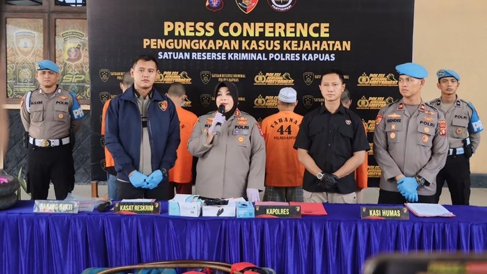 2 Pria di Kapuas Ditangkap, Diduga Timbun 1.260 Liter Pertalite