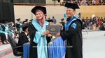 Selamat! Faank Wali Wisuda S2