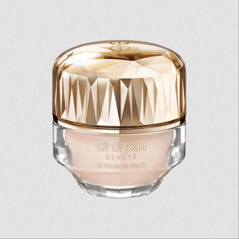 Foundation High End.