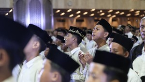 Minta Karhutla Segera Teratasi, Ribuan Santri Akan Gelar Doa Bersama di Istiqlal
