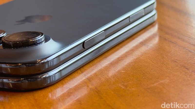 iPhone Duo