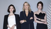 Adu Gaya Kim Ji Won & Jang Wonyoung IVE Bersanding di Pameran BVLGARI