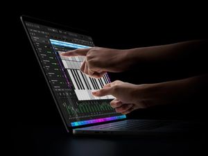 Apple Pernah Ejek Laptop Layar Sentuh, Kini Malah Membuatnya
