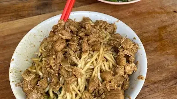Mie ayam langganan artis 5 Mie Ayam Favoritnya Artis, dari Bebi Romeo hingga Kris Dayanti