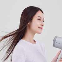 3 Rekomendasi Hair Dryer yang Bantu Rawat Kelembapan Rambut