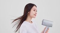 3 Rekomendasi Hair Dryer yang Bantu Rawat Kelembapan Rambut
