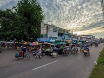 Curhat Pedagang di Palangka Raya: Harga Beras Naik Tiap Pekan, Omzet Turun