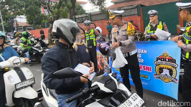 Polresta Bogor Kota mengedepankan edukasi tertib lalu lintas selama Operasi Patuh Lodaya 2026.