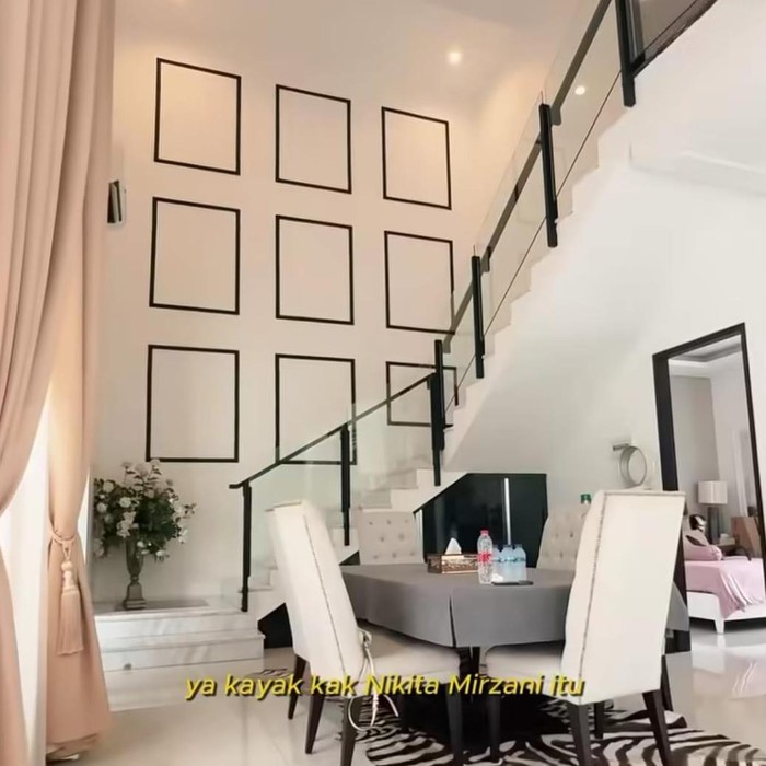 Rumah Nikita Mirzani di Jakarta Selatan Rumah Nikita Mirzani di Jakarta Selatan