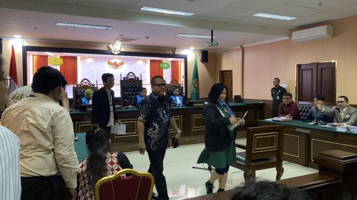Sidang gugatan terkait surat penyetaraan pendidikan Gibran di PTUN Jakarta (Devi/detikcom)