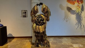 Pameran Seni Keren dari Sampah, Membawa Pesan Luka Bumi Akibat Manusia