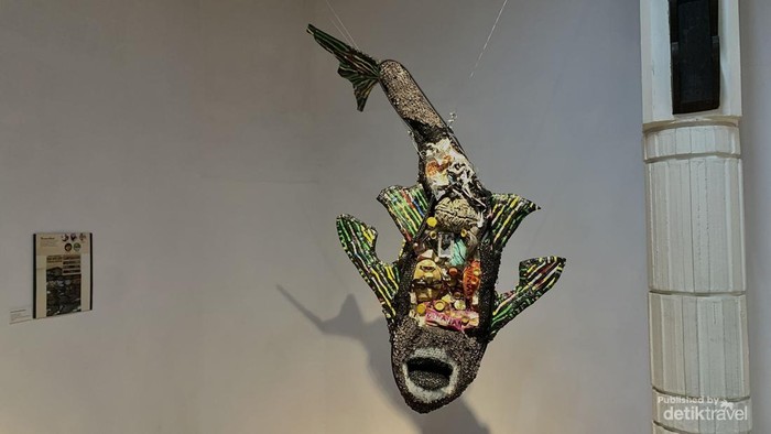Usai Lihat Pameran Seni dari Sampah, Pengunjung Malah Jadi Banyak Pikiran