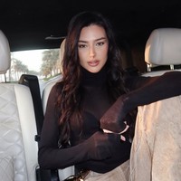 Aku merasa sulit untuk berkencan. Pria hanya melihatku sebagai model, bukan sebagai pribadi. Hal ini jelas menjadi penghalang bagiku untuk menemukan pacar ideal, ungkapnya kepada The Sun.&nbsp;&nbsp;Foto: dok. Instagram @nikavovkk
